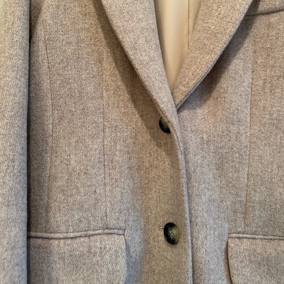 H&M Coat - Picture 3 of 3